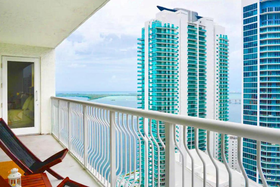 Luxury 2 Bedroom Apartment At Brickell With Pool Miami Bagian luar foto