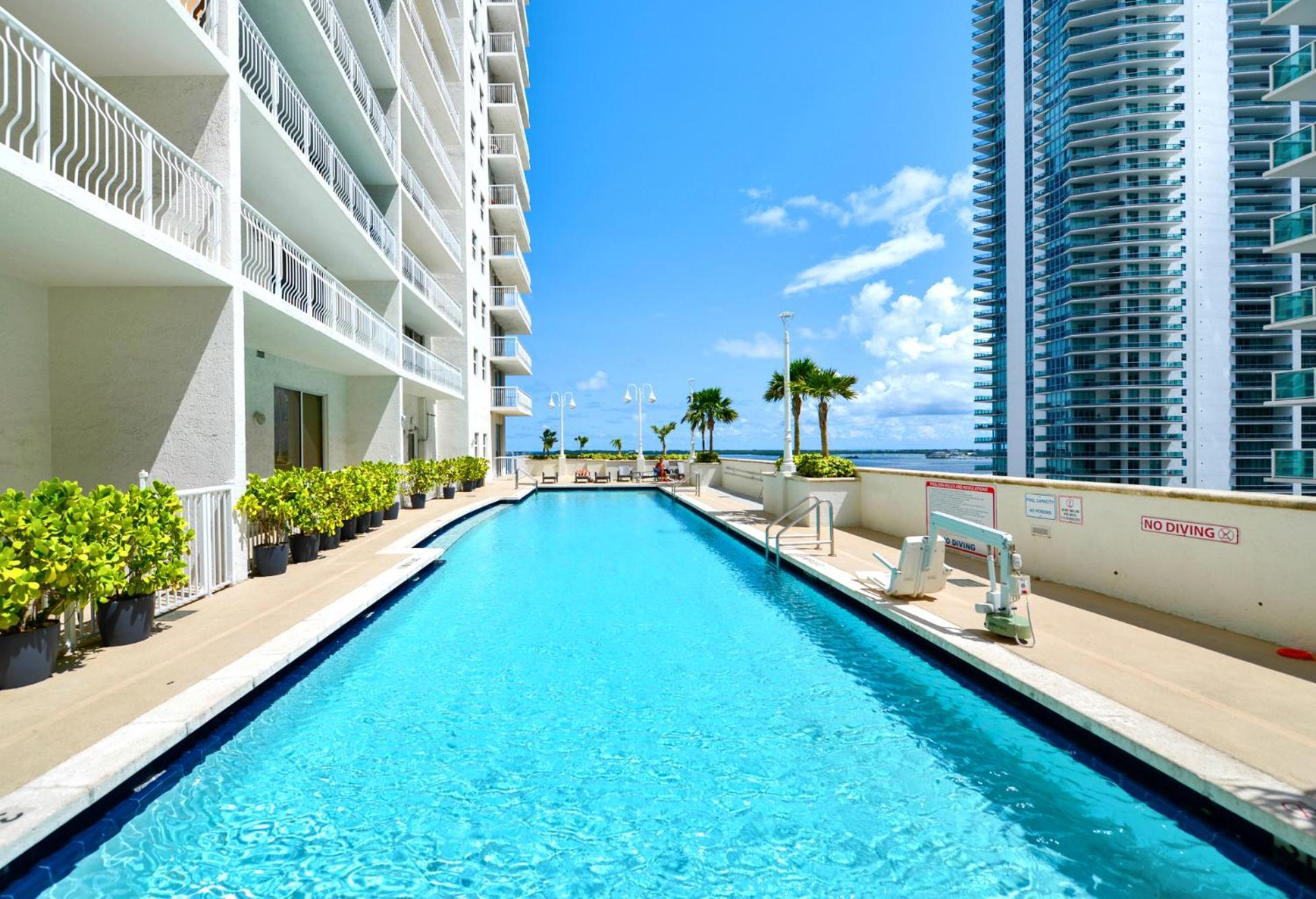 Luxury 2 Bedroom Apartment At Brickell With Pool Miami Bagian luar foto